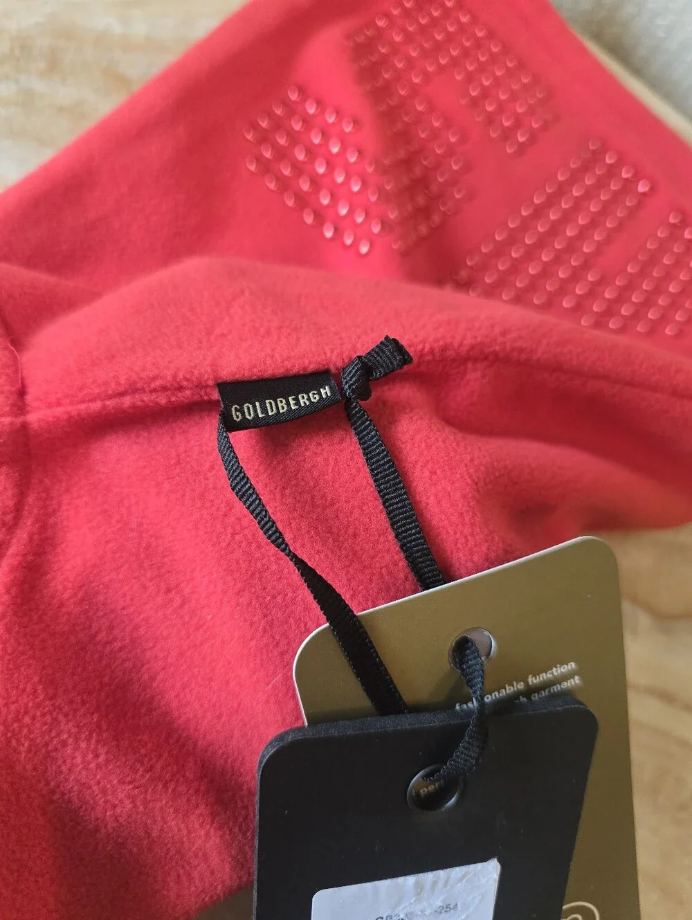 Goldbergh Bri Neck Warmer Flame Red